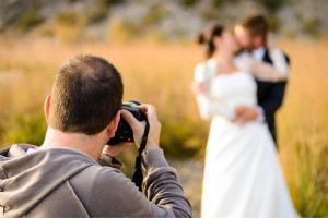 cheap professional wedding photographers videographers 1068x713 300x200 - cheap-professional-wedding-photographers-videographers-1068x713